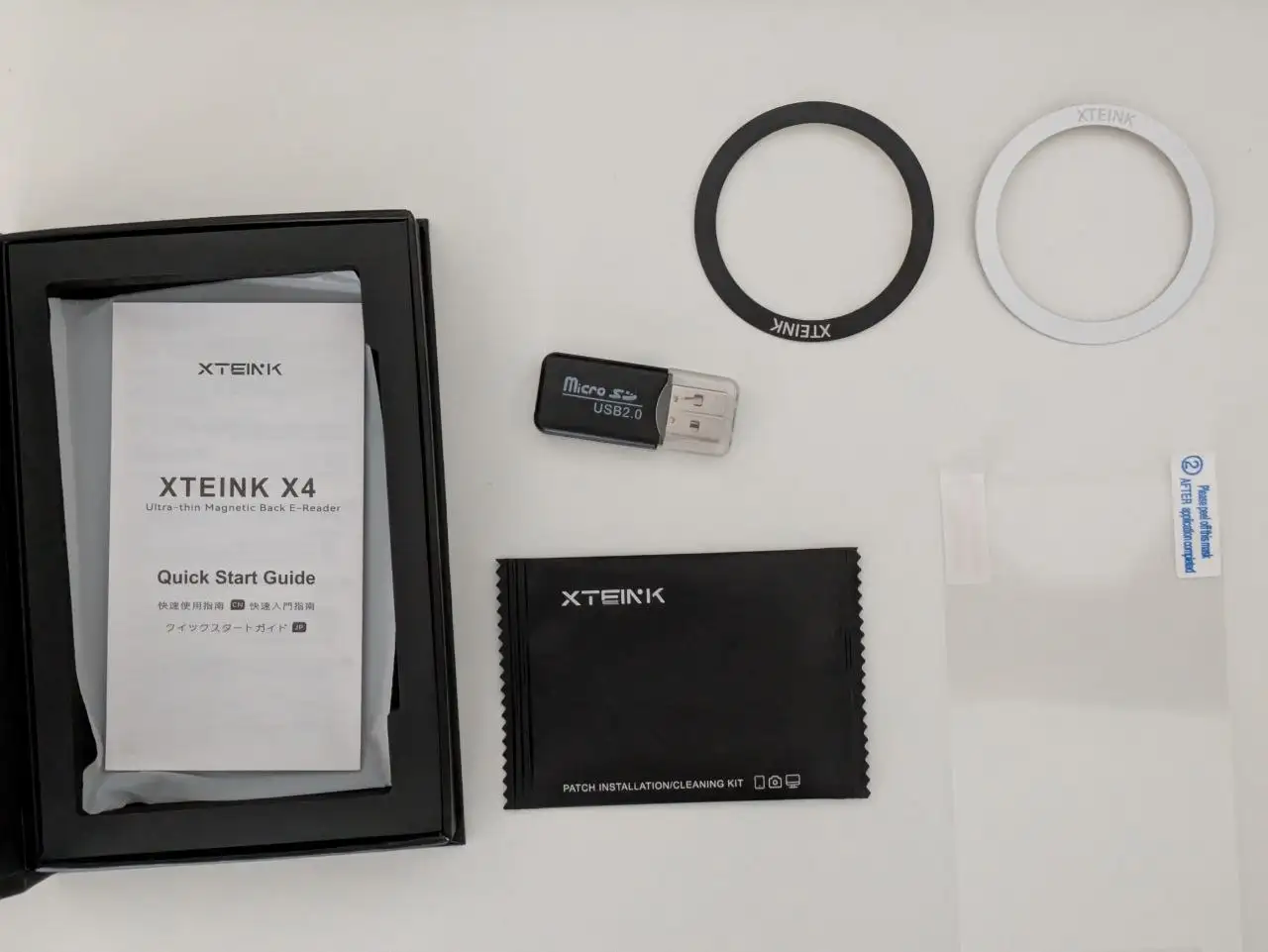 Xteink X4 eReader box contents